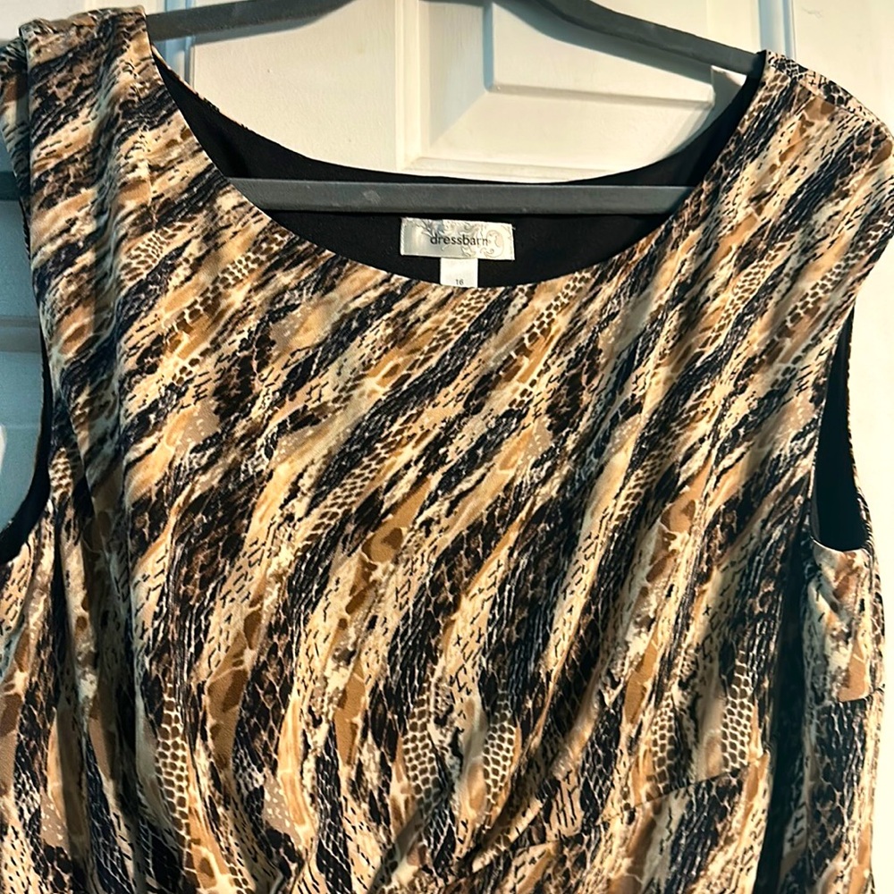 Dress Barn 16 dress with reptile pattern Summer easy and pretty NEW with tags